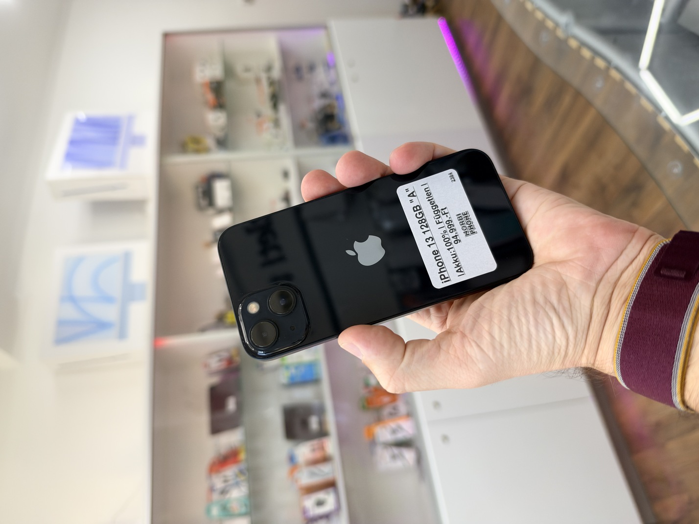 iPhone 13 128 GB, Újszerű állapot – a konkrét eladó készülék fotója