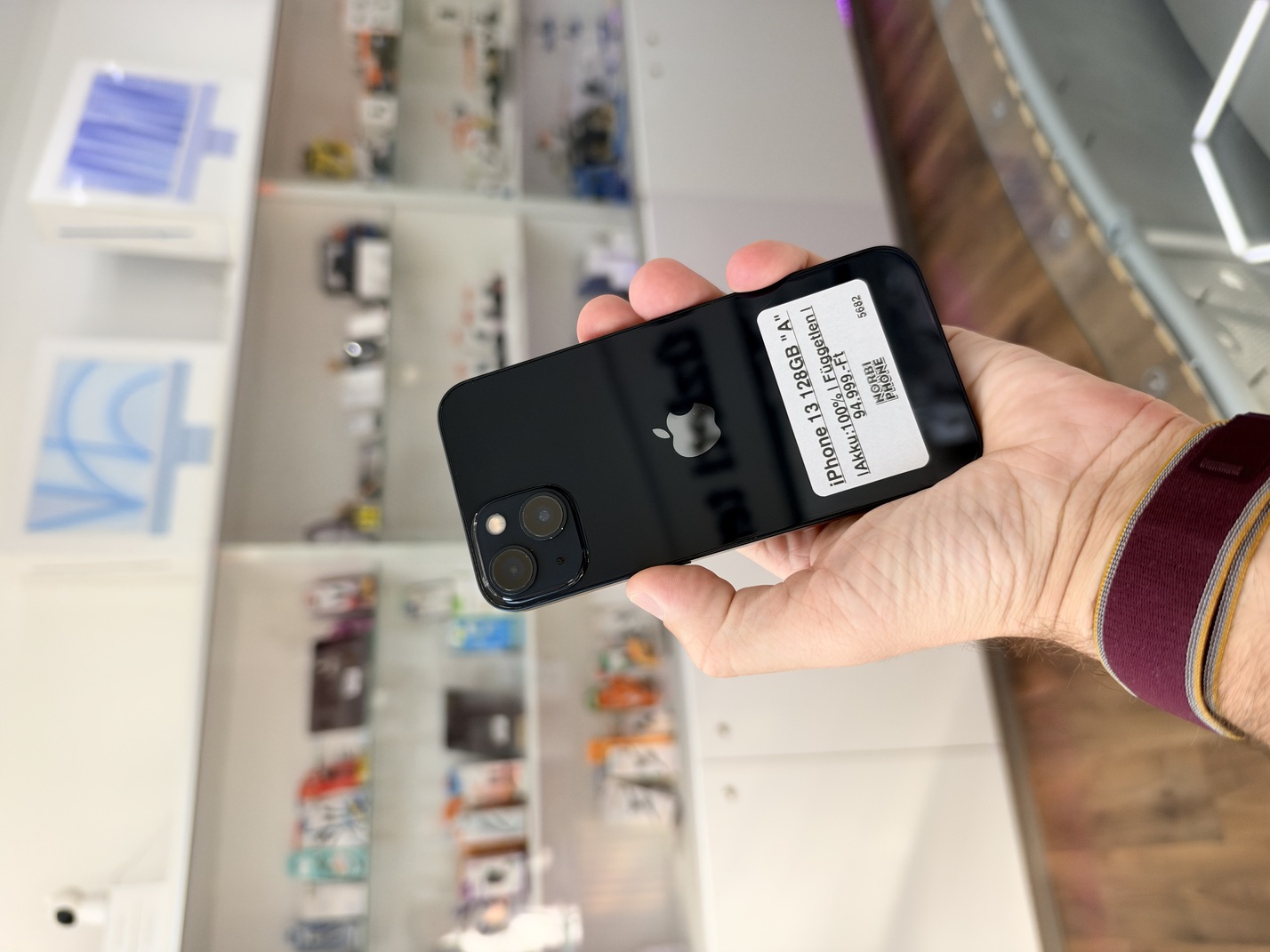 iPhone 13, Újszerű állapot – a konkrét eladó készülék fotója