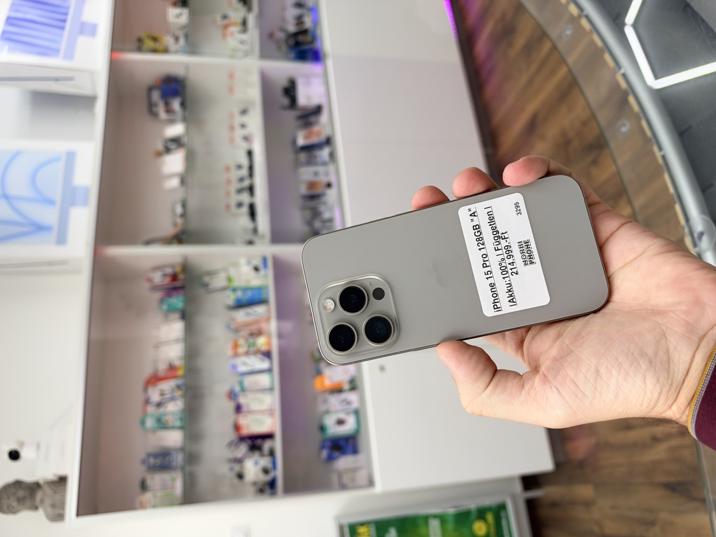 iPhone 15 Pro 128 GB, Újszerű állapot – a konkrét eladó készülék fotója