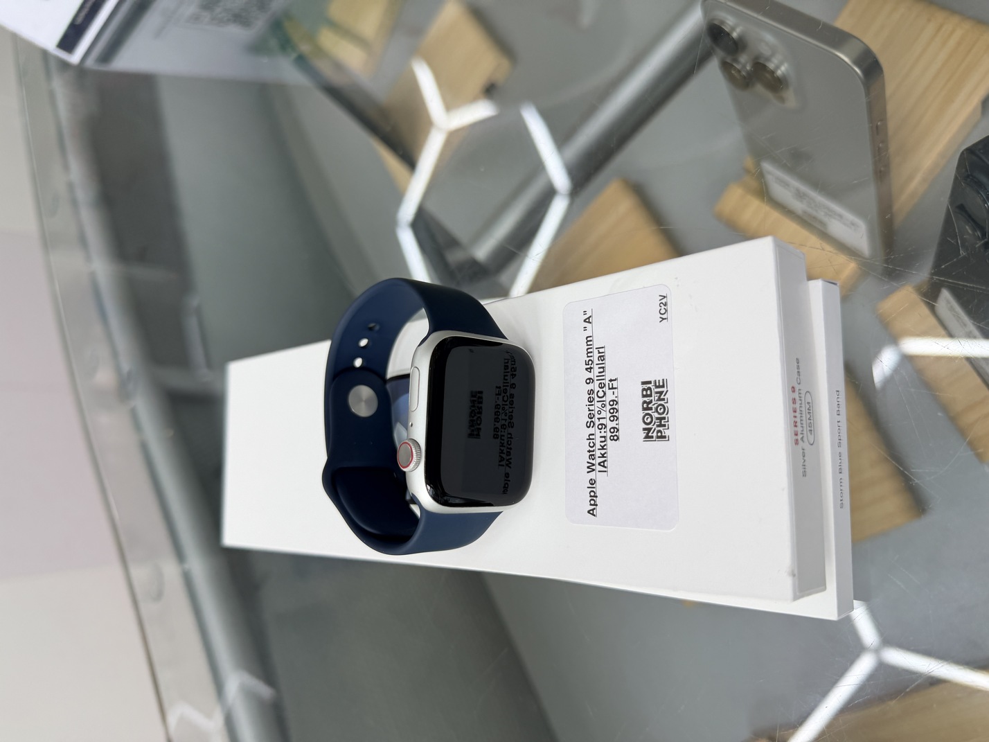 Apple Watch Series 9 45mm cell