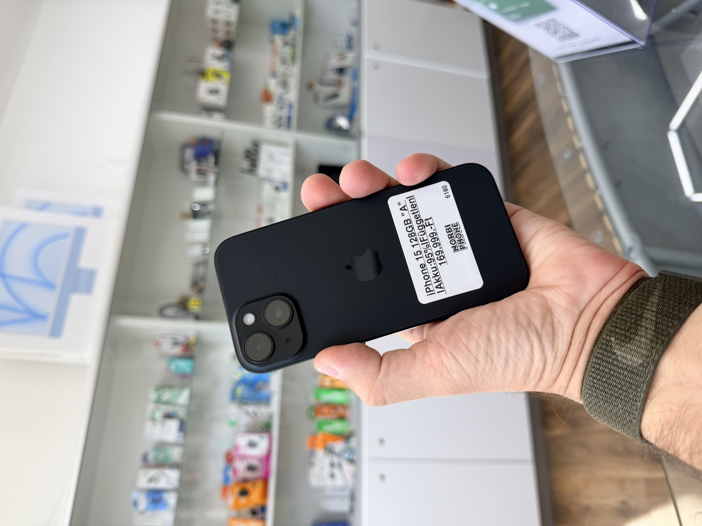 iPhone 15 128 GB
